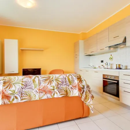 Orange Lake View